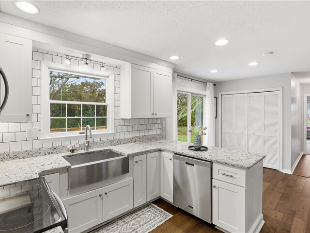 Photo of 104 Roslyn Drive