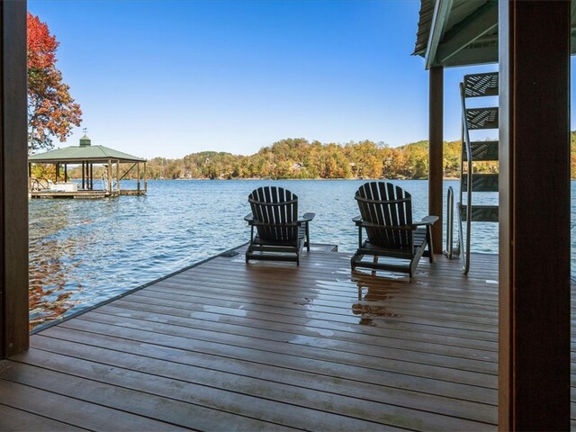 Photo of 338 Long Cove Trail