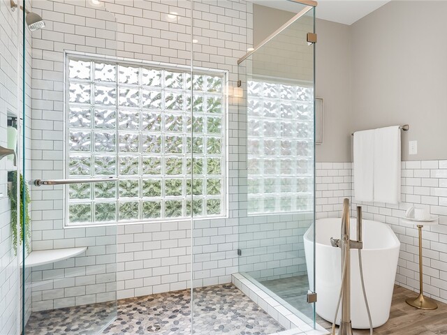 Photo of 1036 N Shore Drive