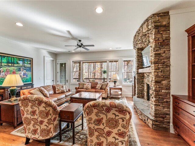 Photo of 805 Top Ridge Drive