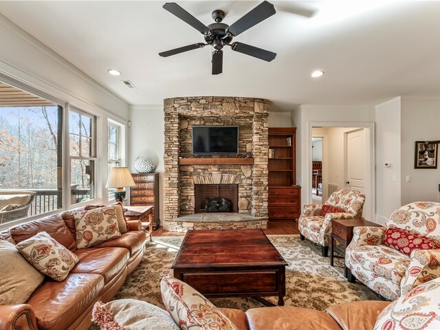 Photo of 805 Top Ridge Drive