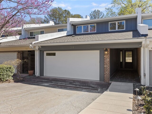 Photo of 214 Holiday E Avenue