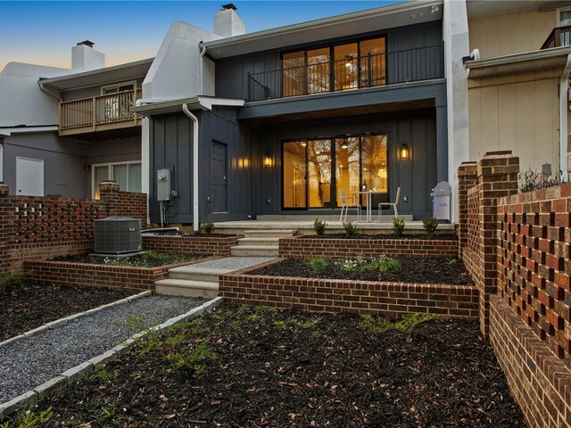 Photo of 214 Holiday E Avenue