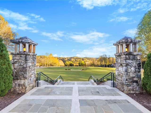 Photo of 374 Peninsula Ridge