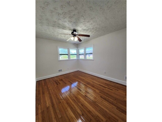 Photo of 213 Barker Road