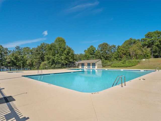 Photo of 1005 Cove Circle