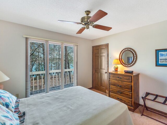 Photo of 738 Seminole Point Road