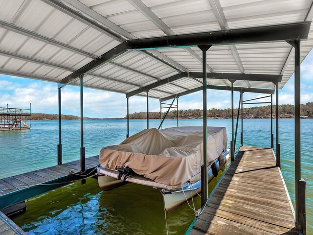 Photo of 738 Seminole Point Road