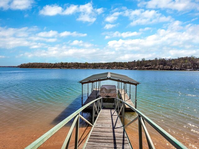 Photo of 738 Seminole Point Road