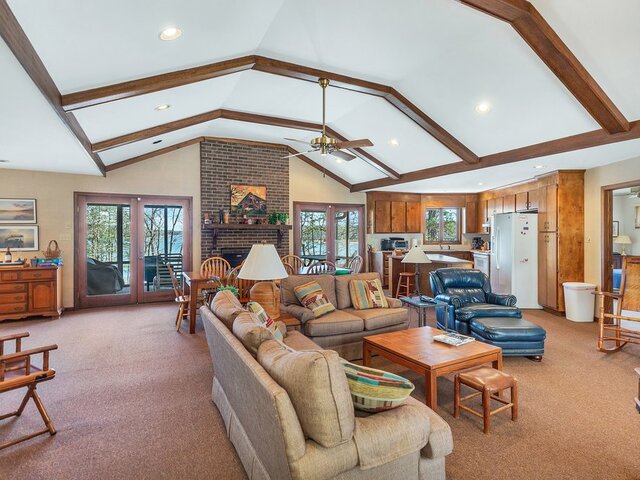 Photo of 738 Seminole Point Road