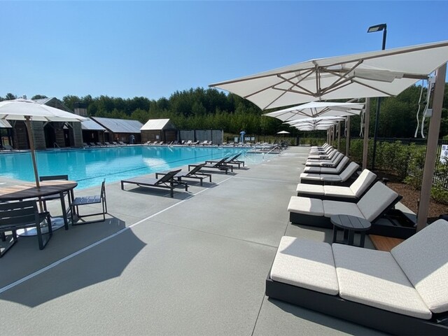 Photo of 315 Highridge Parkway