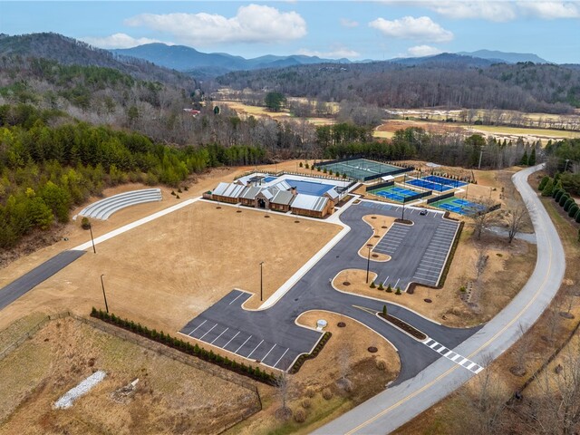 Photo of 315 Highridge Parkway