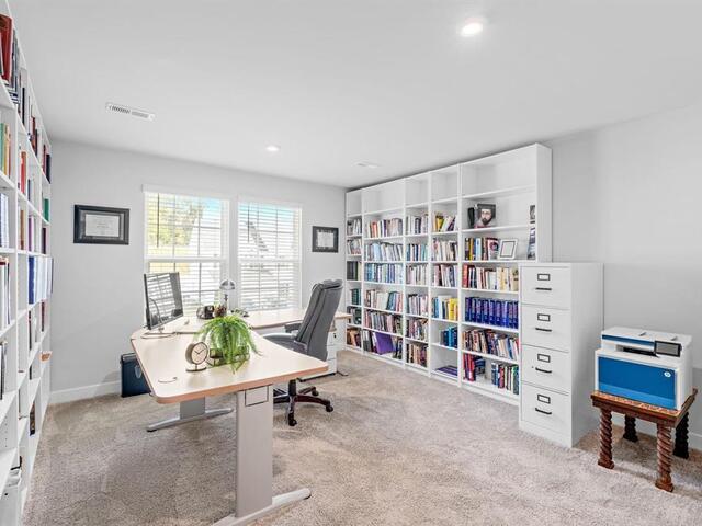 Photo of 228 Chinook Drive