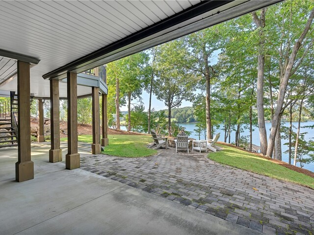 Photo of 422 Pileated Woodpecker