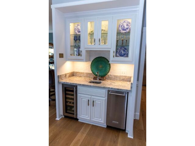 Photo of 4894 Eastport Boulevard