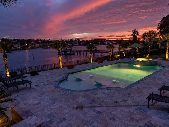 Photo of 4894 Eastport Boulevard