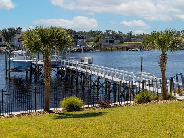 Photo of 4894 Eastport Boulevard