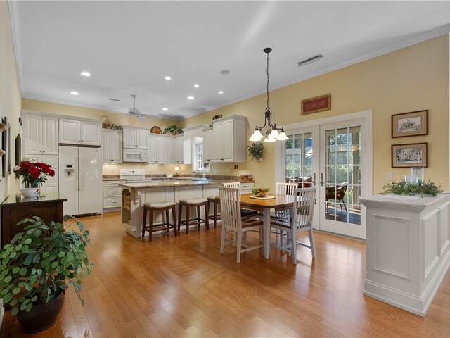 Photo of 3 Cardinal Point