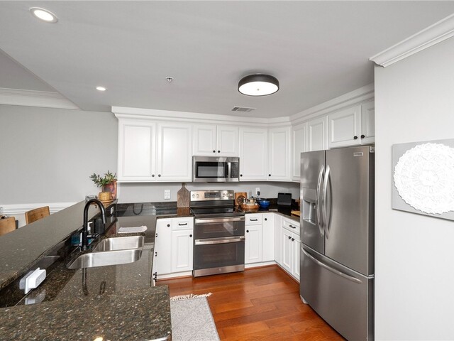 Photo of 408 Watermarke Lane