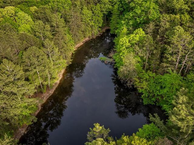 Photo of 00 Six Mile Highway