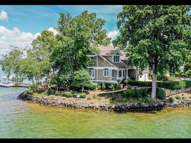 Photo of 42 Cardinal Point