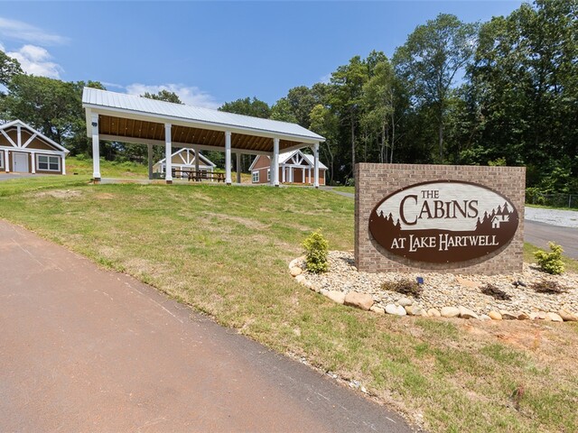 Photo of 1025 Smyzer Road