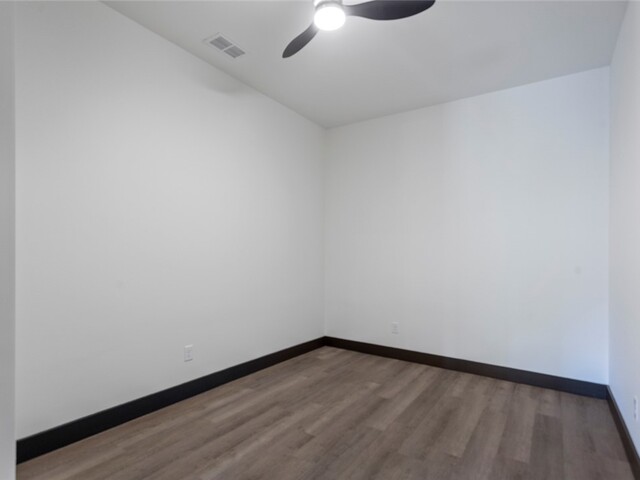 Photo of 4014 Hardwood Pointe Drive