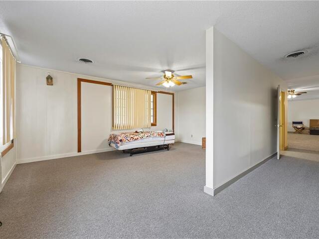 Photo of 231 Lakeshore Drive