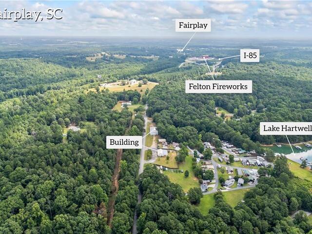 Photo of 231 Lakeshore Drive