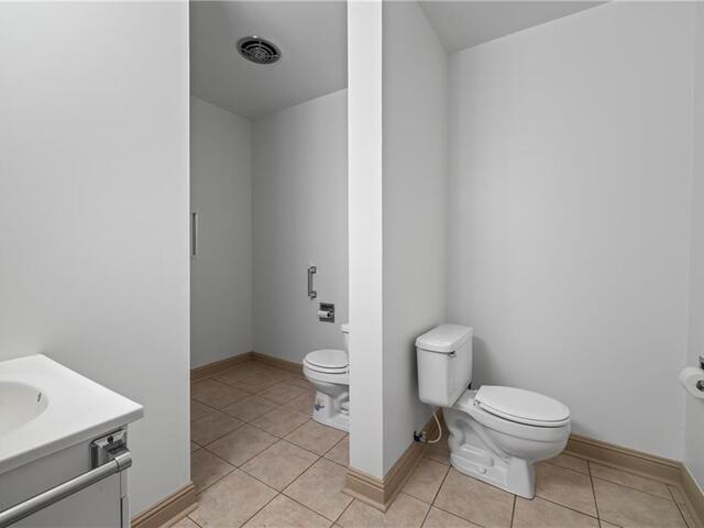 Photo of 231 Lakeshore Drive