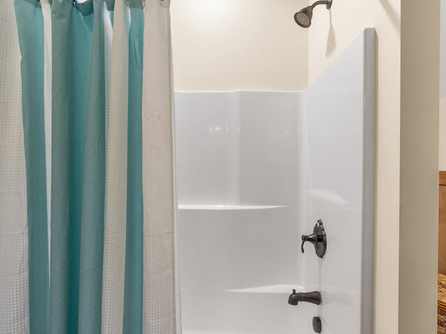 Photo of 215 Serenity Bay Drive