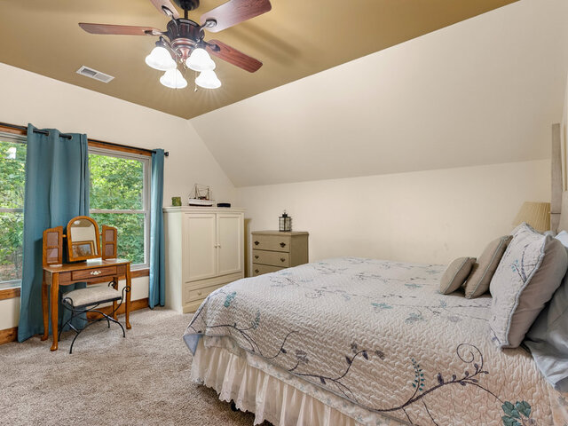 Photo of 215 Serenity Bay Drive