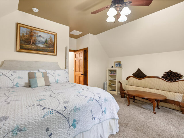 Photo of 215 Serenity Bay Drive