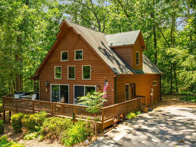 Photo of 215 Serenity Bay Drive