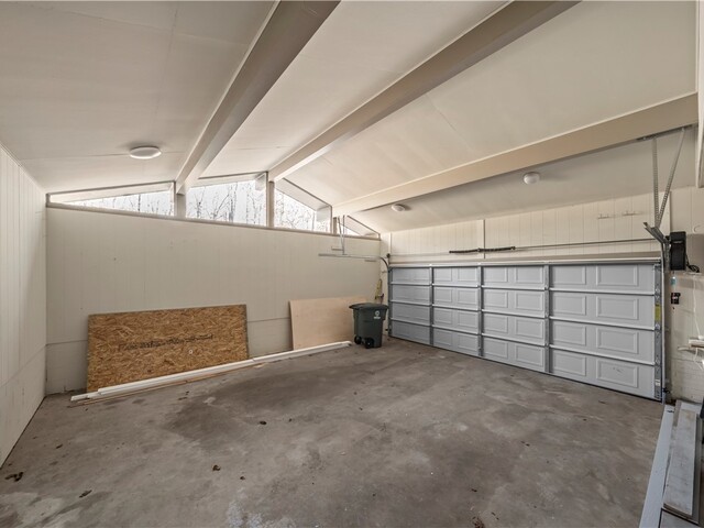 Photo of 333 Woodland Way