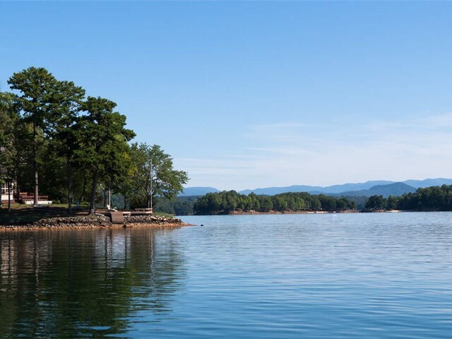 Photo of 207 S Reach Lane