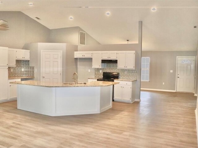 Photo of 1101 Ravenswood Drive