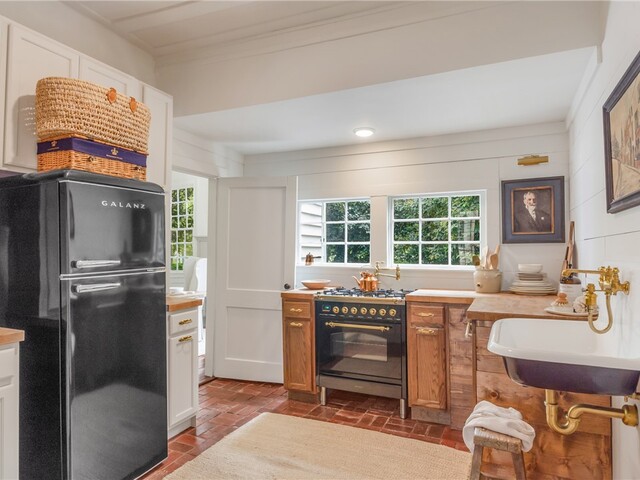 Photo of 204 S Main Street