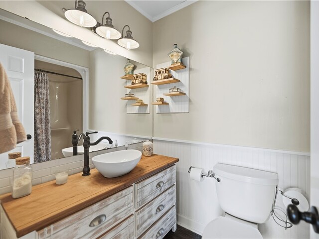 Photo of 303 Edgewater Drive