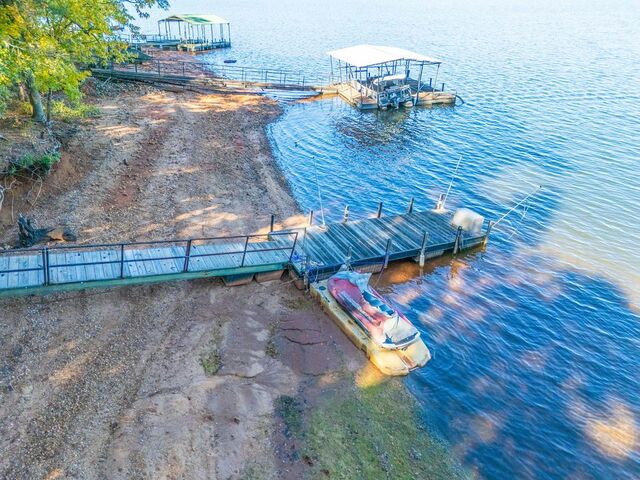 Photo of 303 Edgewater Drive