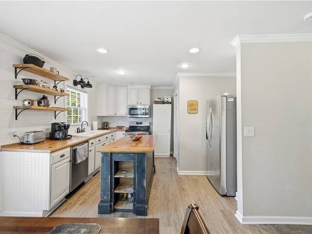 Photo of 303 Edgewater Drive