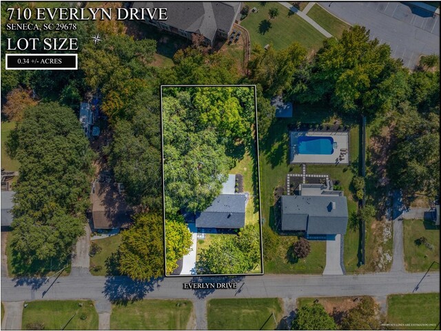 Photo of 710 Evelyn Drive