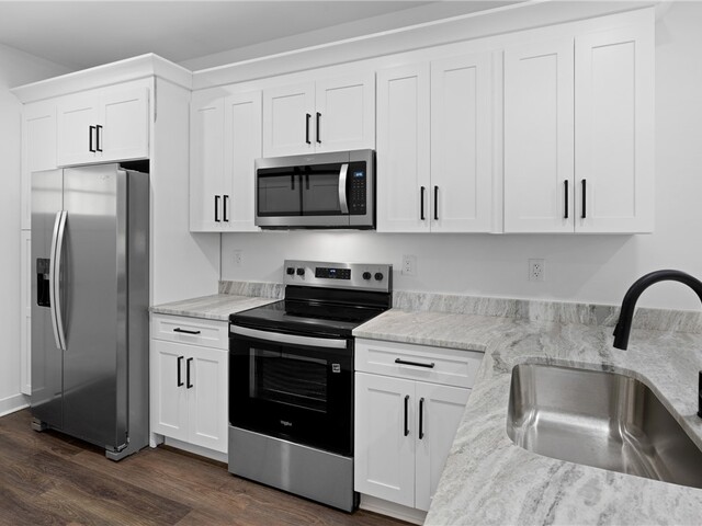 Photo of 400 Hickory Trail