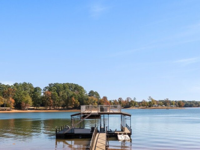 Photo of 139 Brady Drive