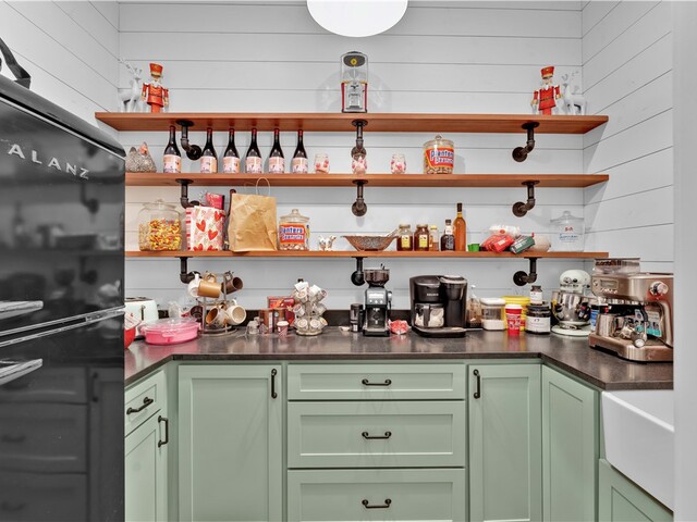 Photo of 1425 S Harper Street