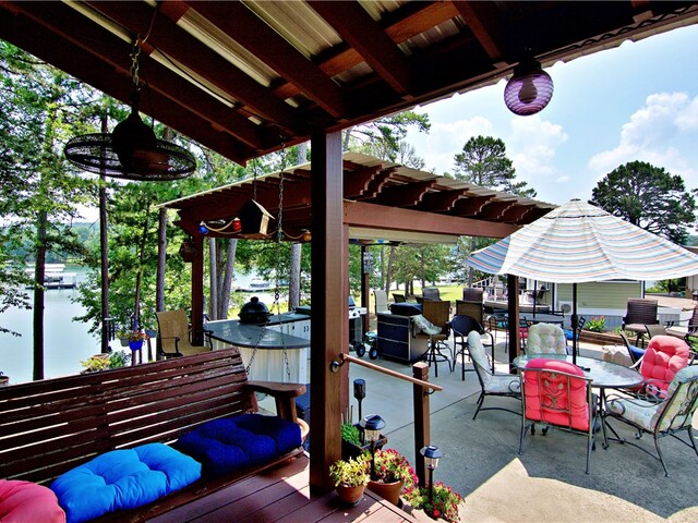 Photo of 669 N Fleetwood Lane