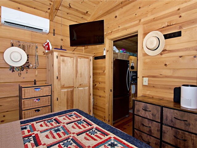 Photo of 669 N Fleetwood Lane