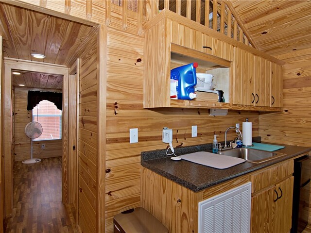 Photo of 669 N Fleetwood Lane