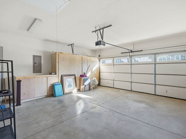 Photo of 121 Olde Towne Drive