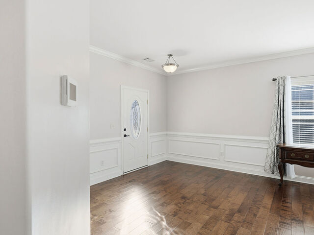 Photo of 121 Olde Towne Drive